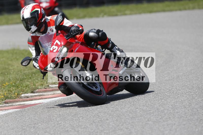 /27 12.06.2025 Ducati Schweiz Trackday Warmup  ADR/gruen-vert/37